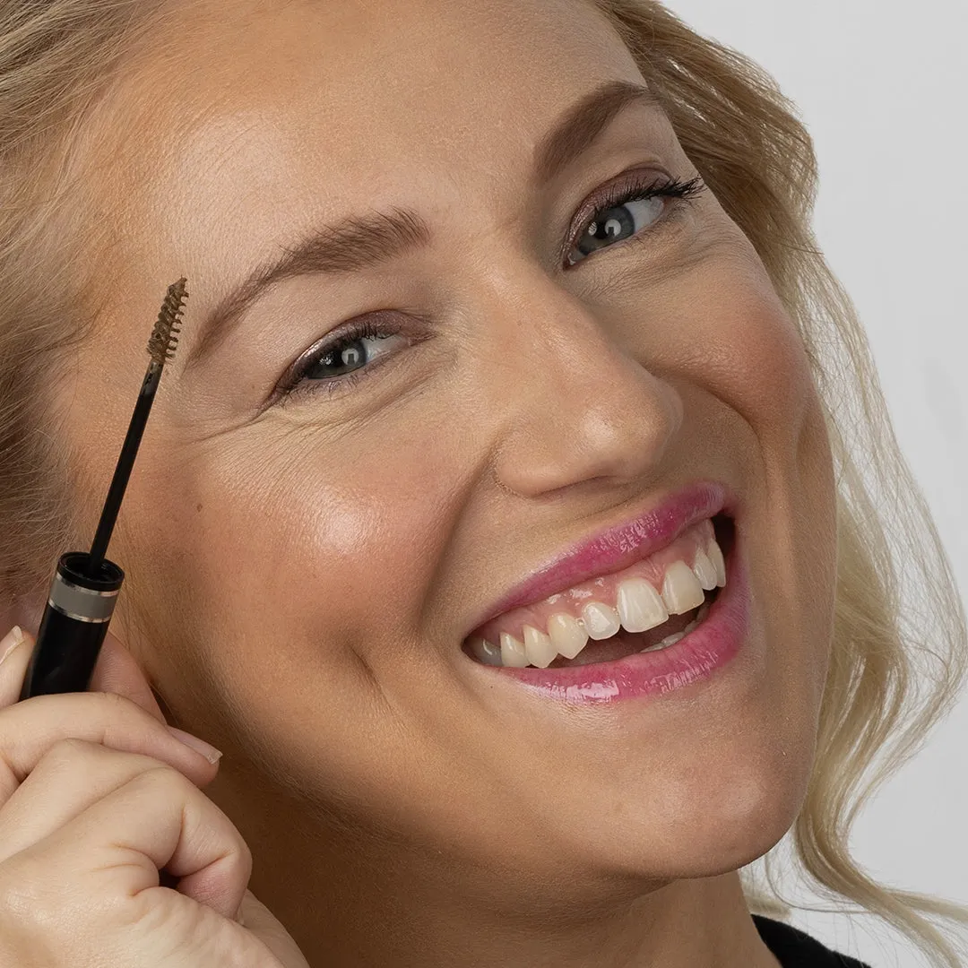 Color & Control: Tinted Brow Gel